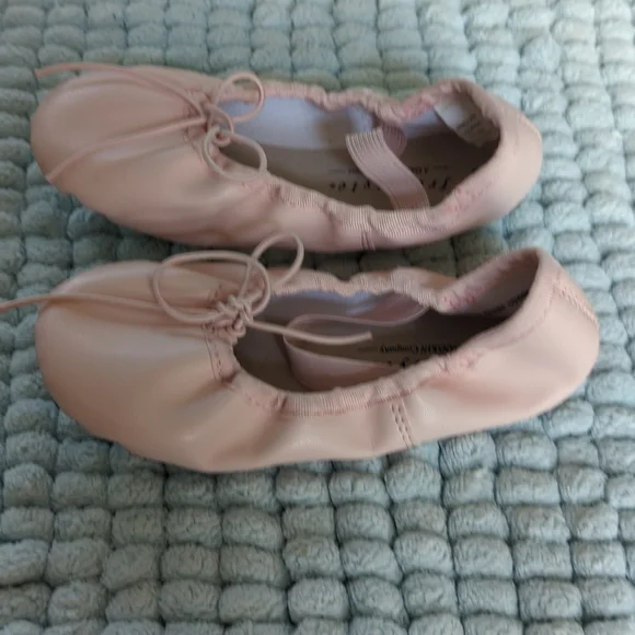 Freestyle Danskin Pink Ballet Shoes - Picture 3 of 5